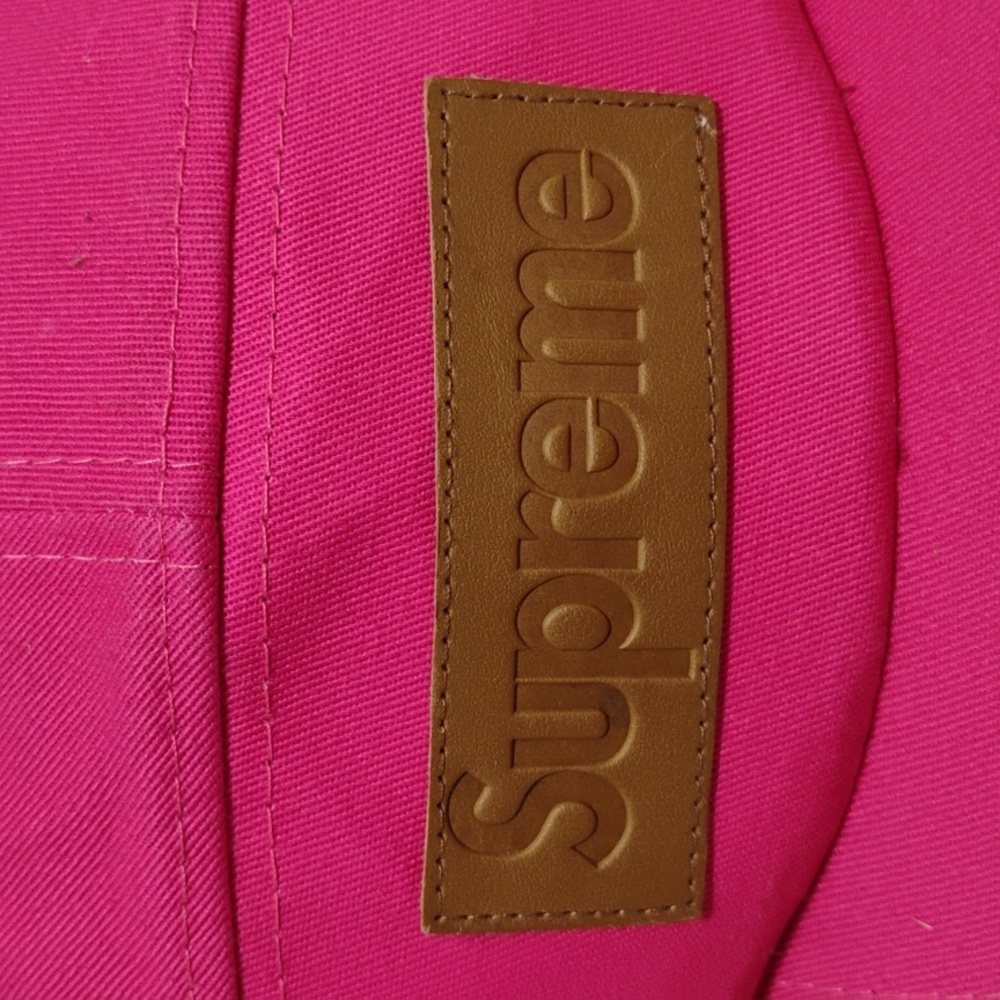 SALE! RARE Supreme Authentic Magenta Cotton Brown Leather Label Snap Closure Hat - Picture 2 of 11